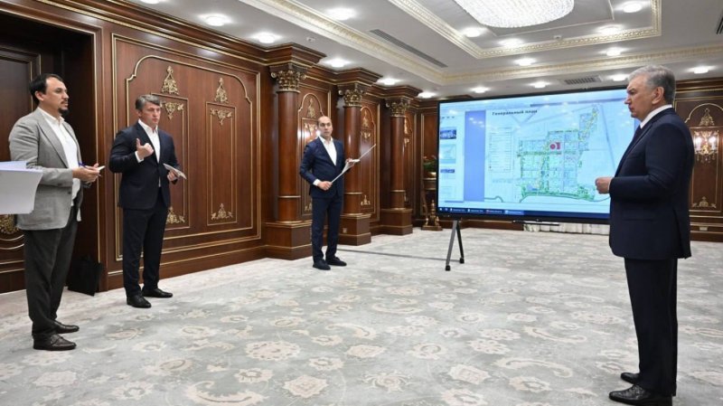 Президент ознакомился с презентацией новых туристических проектов в Ташкенте и у реки Чарвак