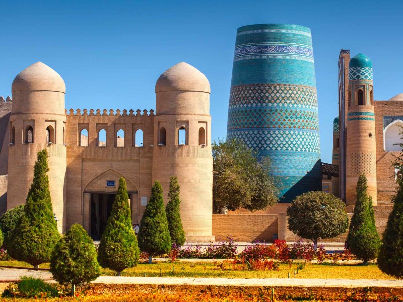 Uzbekistan in 10 Days: Grand Silk Road Tour with Khiva, Shakhrisabz and a Desert Yurt Camp